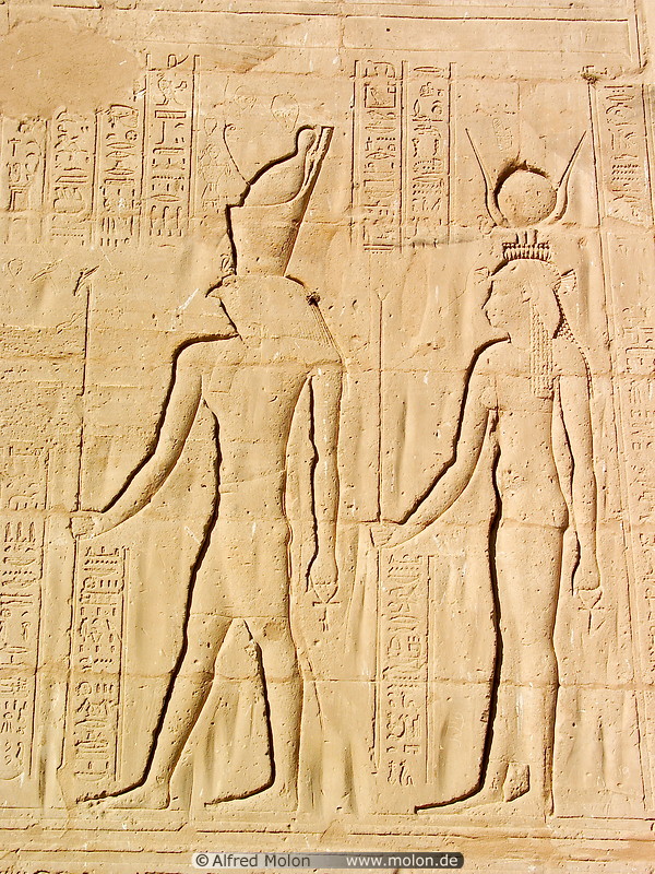 02 Bas-relief depicting Horus