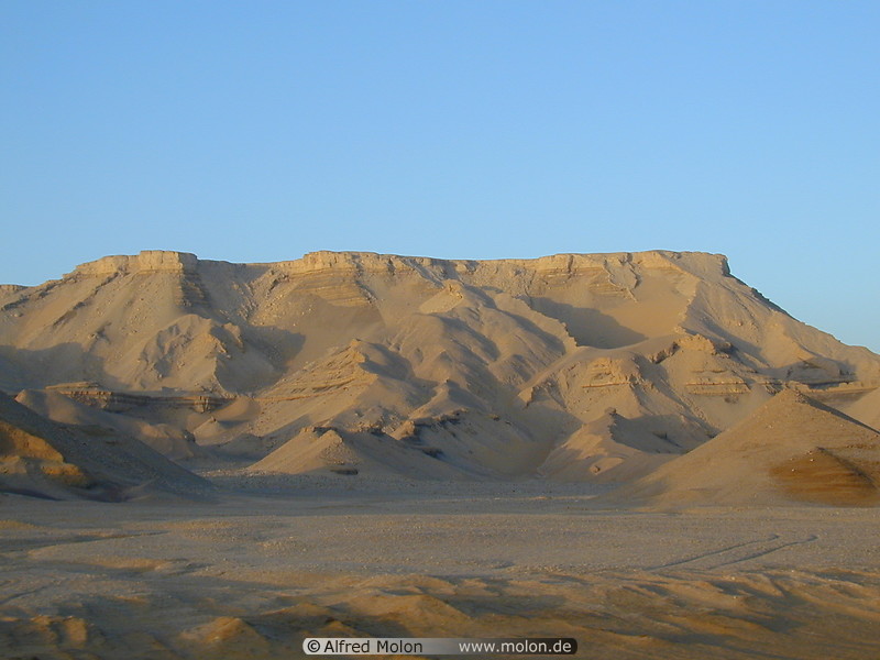 22 Western desert sand dunes