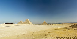 22 Panorama view of the Giza pyramids