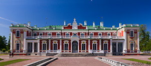 15 Kadriorg palace