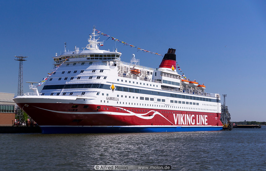 13 Viking line ferry