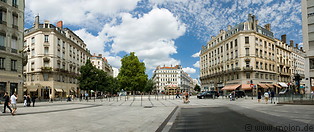 05 Place de la Republique square