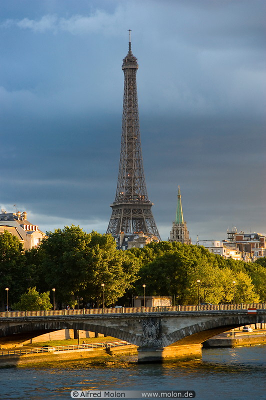 15 Eiffel tower at sunset