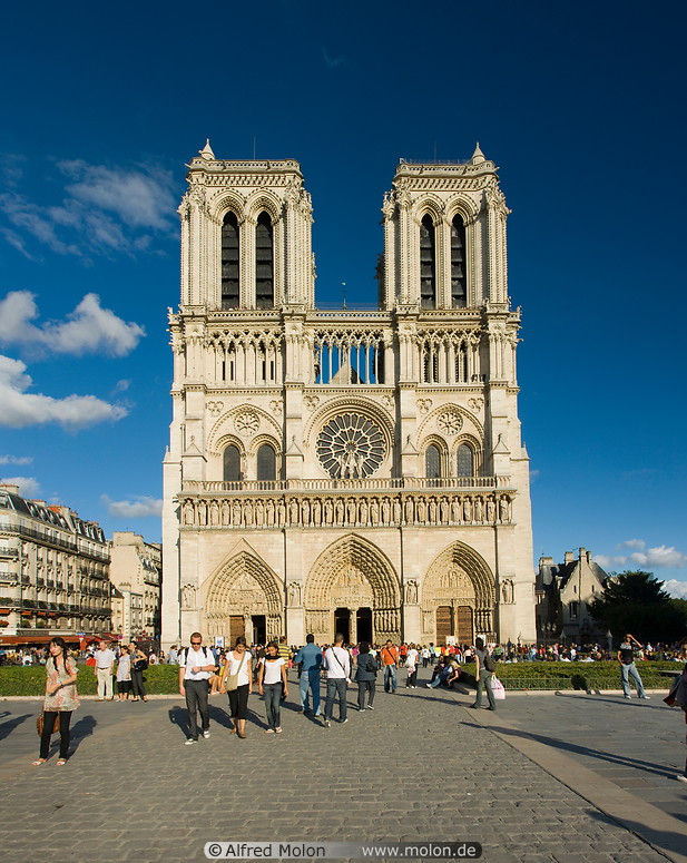 01 Cathedral Notre Dame