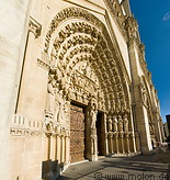04 Notre Dame cathedral left gate