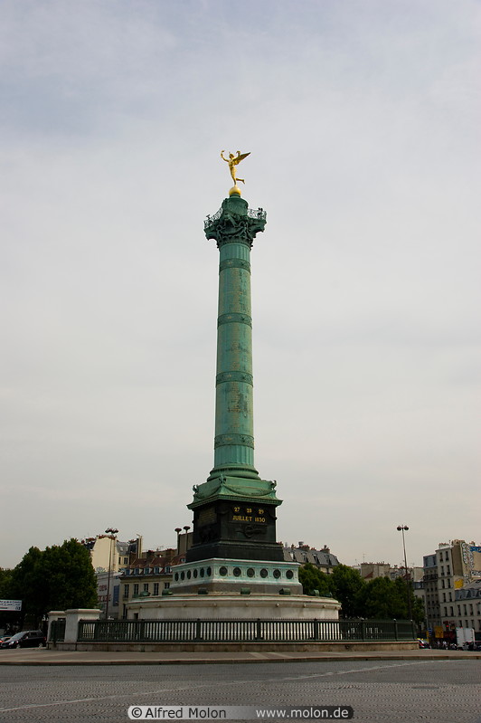 12 Bastille square column