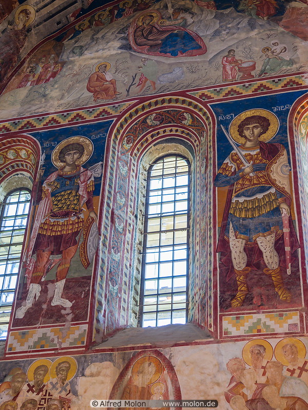 18 Windows and murals