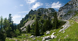 27 Alpine scenery with mountains, rocks and trees
