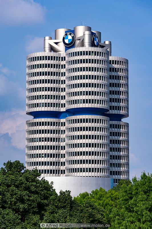 06 BMW skyscraper