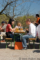 04 Grosshesselohe beergarden - people sitting at tables