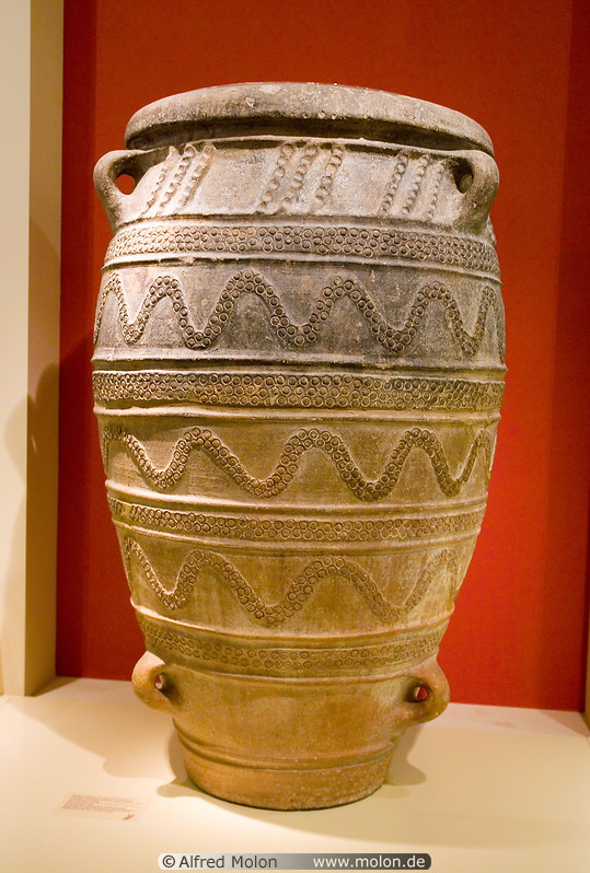 15 Storage jar from Knossos palace - Minoan culture
