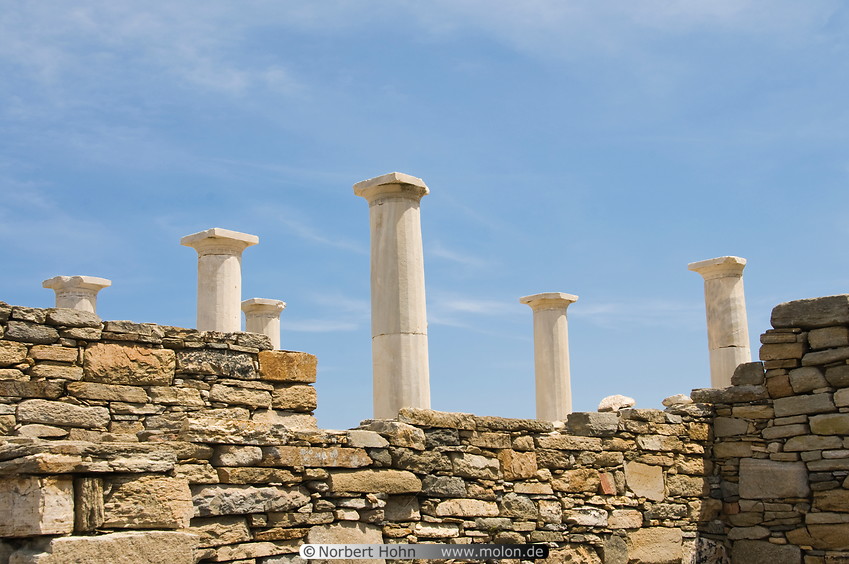 16 Ancient Greek ruins
