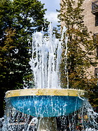 09 Fountain on Kossuth square