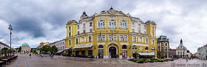 14 Szechenyi square