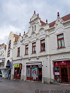 16 Building on Kossuth square