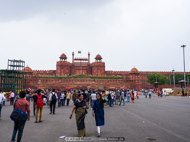 01 Square in front of Red Fort