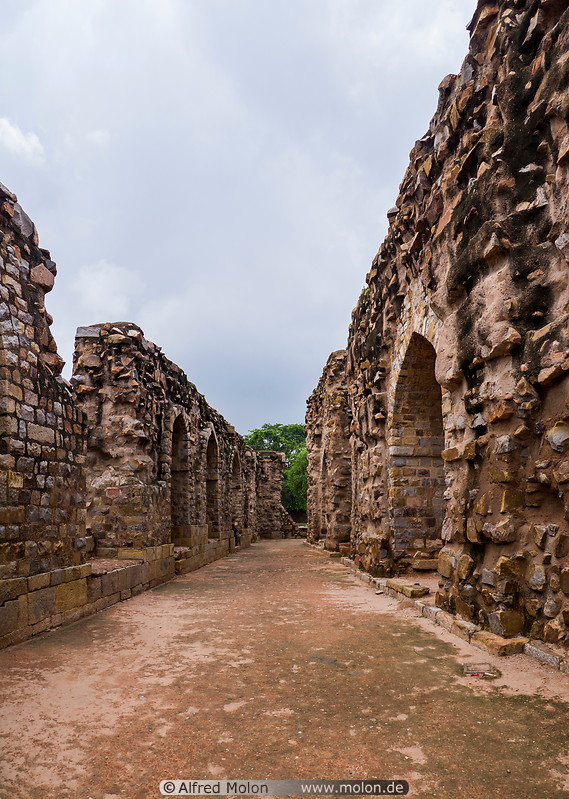 19 Mosque ruins