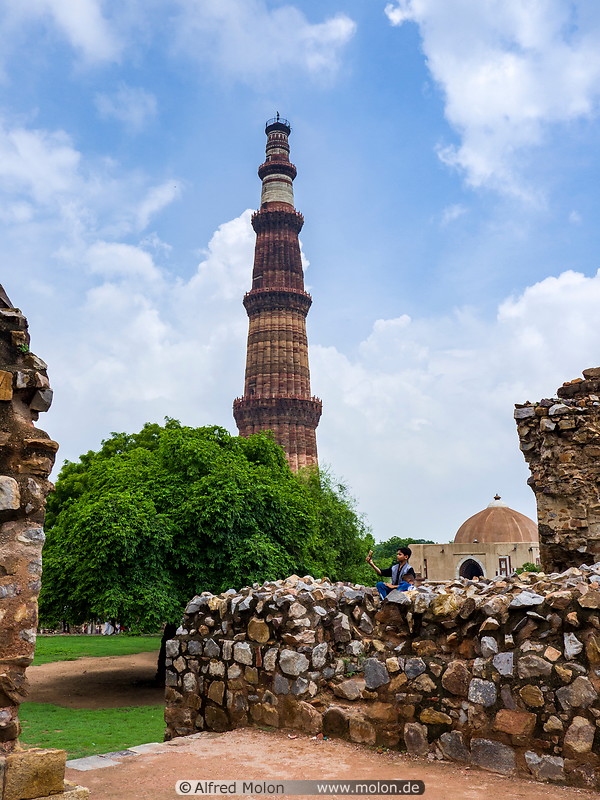 20 Qutub Minar minaret