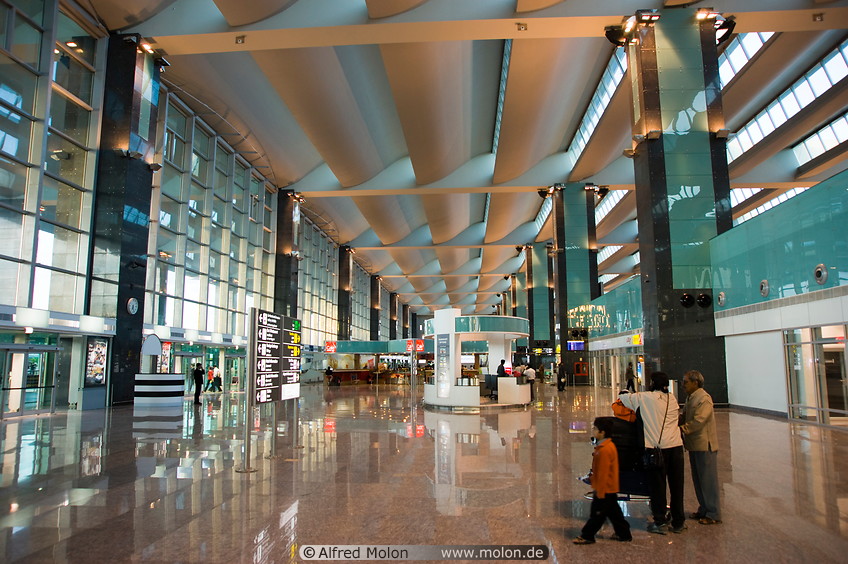 02 Bangalore airport arrivals hall