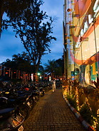 04 Bangalore Central shopping mall at dusk