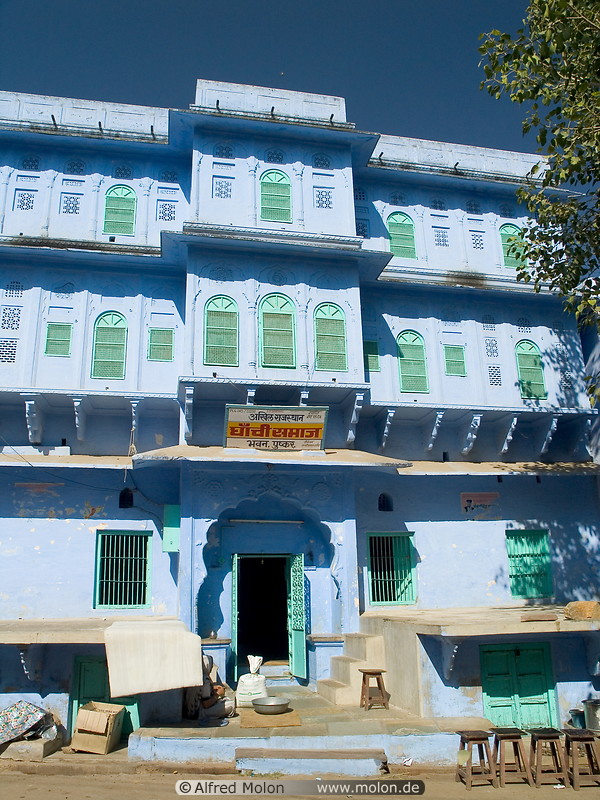 16 Blue house facade