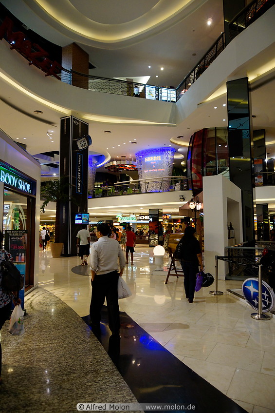 17 Sudirman mall