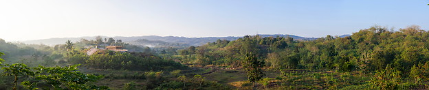 08 Tambolaka valley