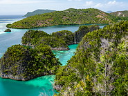 11 View of bays and islets from viewpoint