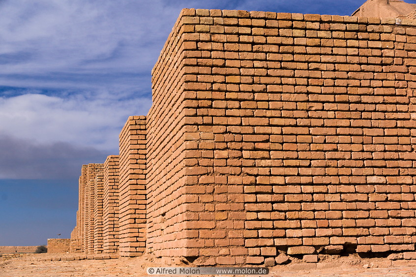 12 Brick walls