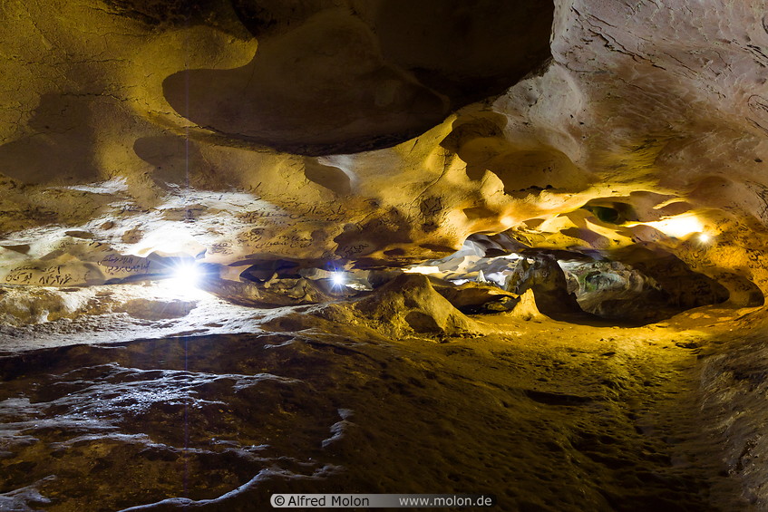 10 Karaftu cave