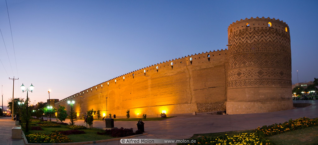 01 Citadel walls at dusk