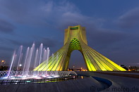 06 Azadi tower and fountain
