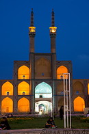 06 Amir Chakhmaq complex at night