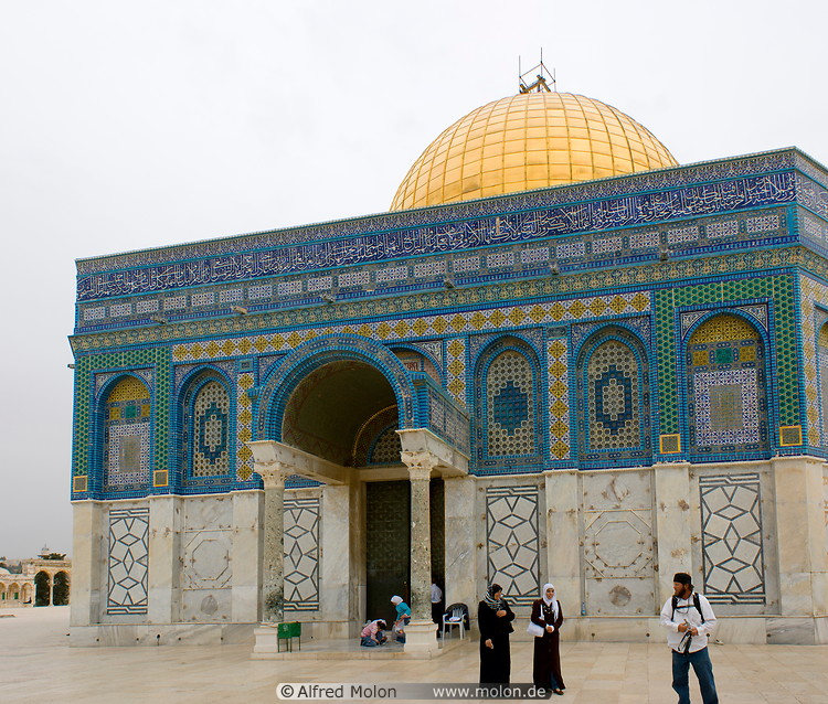 20 Entrance to Dome of the Rock
