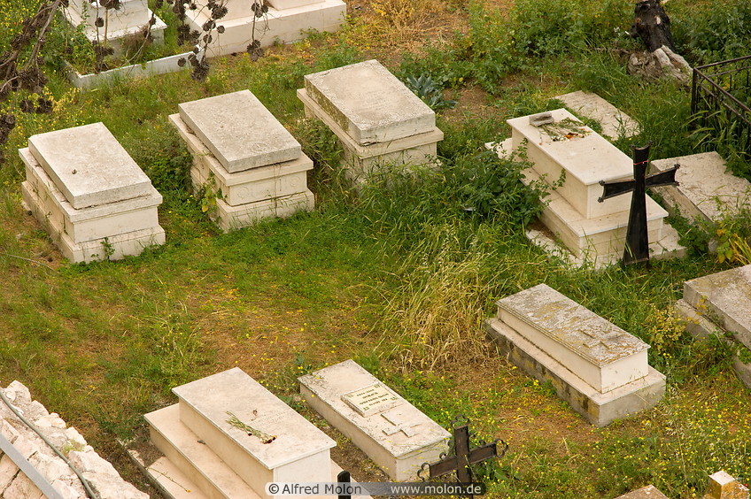 09 Armenian cemetery