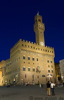 12 Palazzo Vecchio at night
