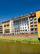 02 Arno riverfront