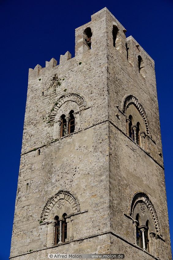 03 Torre di Re Federico tower