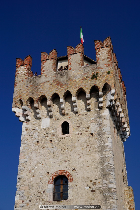 03 Tower in Sirmione castle