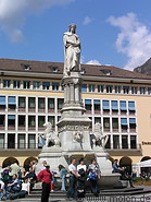 09 Statue of Walther von der Vogelweide