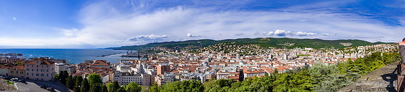 51 Trieste skyline