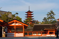 Itsukushima shrine photo gallery  - 18 pictures of Itsukushima shrine