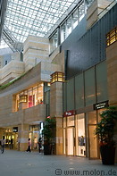 10 Shopping mall at Mori Centre in Roppongi Hills