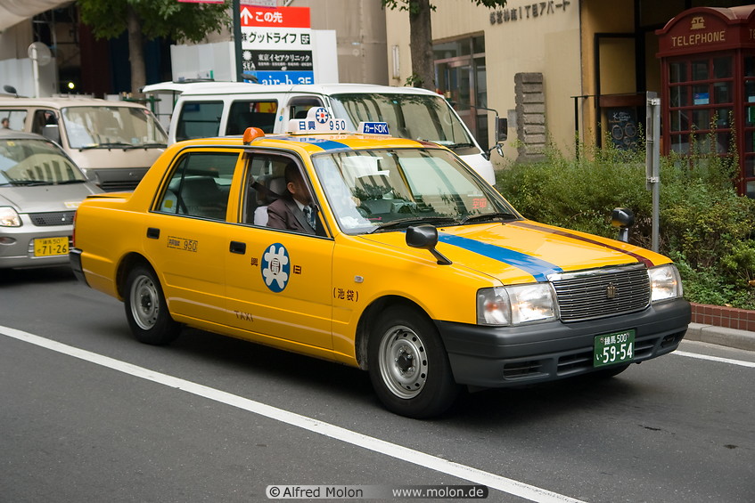 21 Yellow taxi
