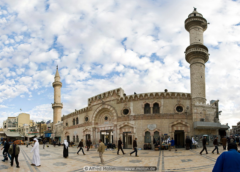 05 Hussein mosque