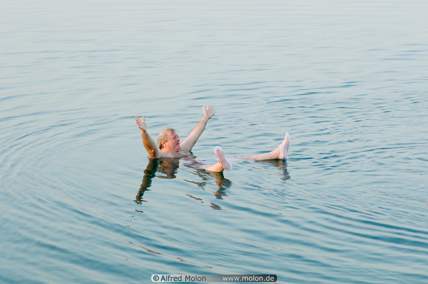 04 Man floating in the Dead Sea