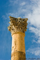 18 Corinthian columns