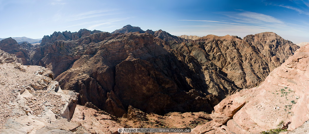 17 Mountains surrounding Petra