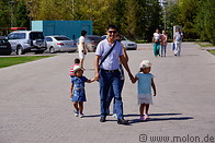 04 Family with children