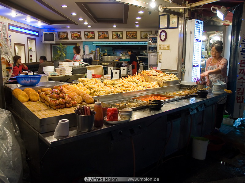 09 Food stall